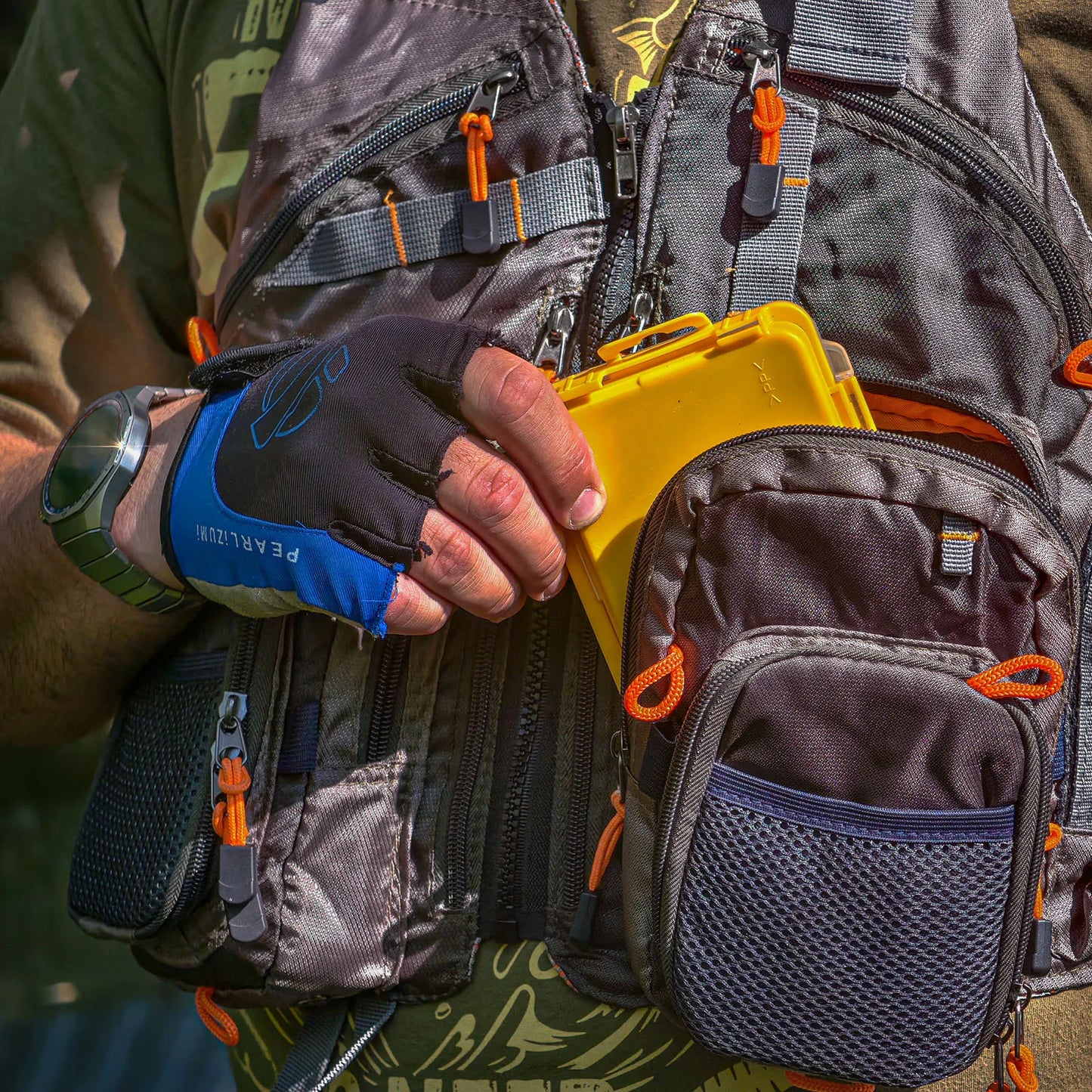 Kylebooker Fly Fishing Vest For Men And Women With MultiPockets