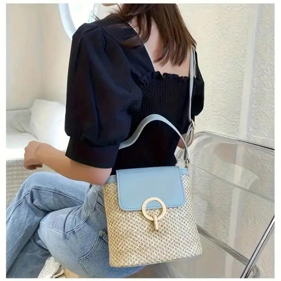 Woven Beach Crossbody Bag With Adjustable Strap And Golden Lock