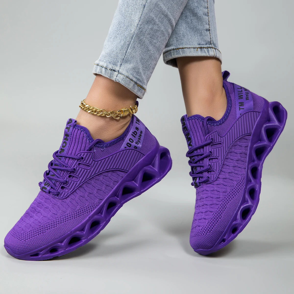 Lightweight Breathable Women Blade Sole Running Sneakers