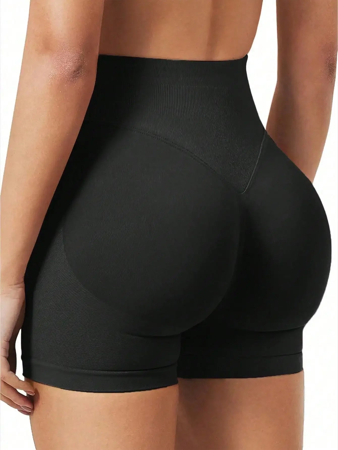 Women Seamless Butt Lifting Sports Shorts Polyester For Gym Cycling