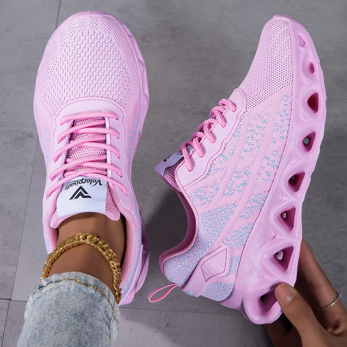 Breathable Flying Woven Blade Sneakers Unisex Lightweight Mesh Shoes
