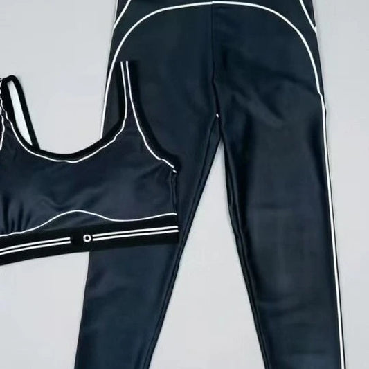 Women Slim Fit Yoga Outfit With Stretch Fabric And Modern Graphic