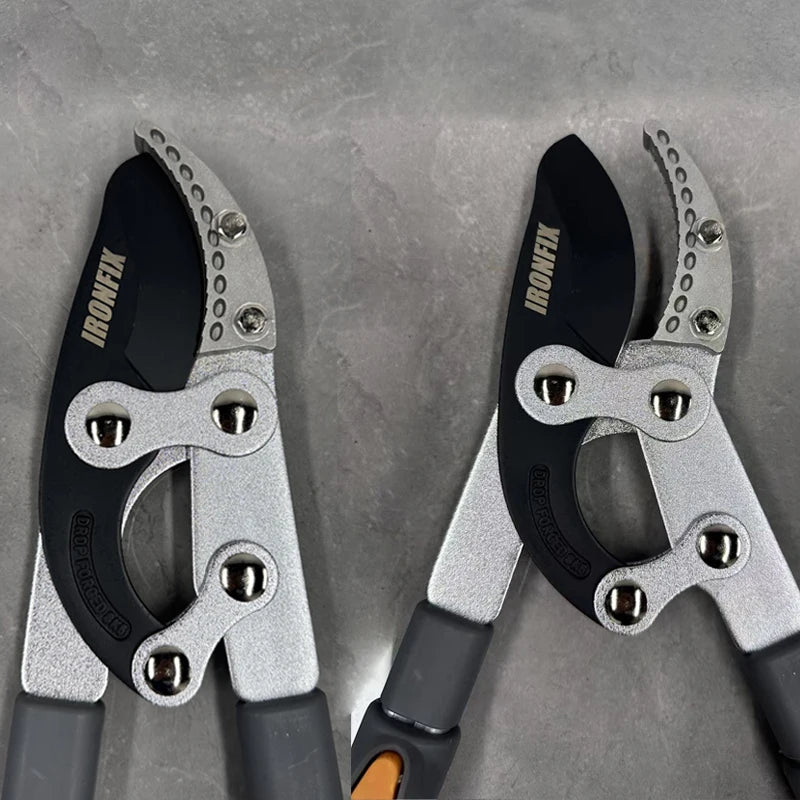 Heavy Duty Telescopic Pruning Shears For Cutting Thick Branches