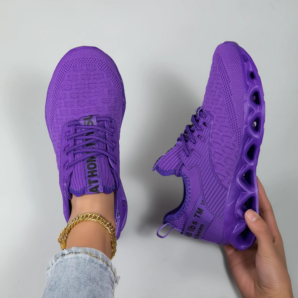Lightweight Breathable Women Blade Sole Running Sneakers